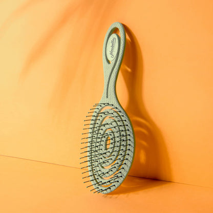 Ninabella Haarbürste ohne Ziepen - Bürste für Damen und Herren - Detangler Bürste auch für Locken & Lange Haare - Entwirrbürste Haarbürsten - Grün